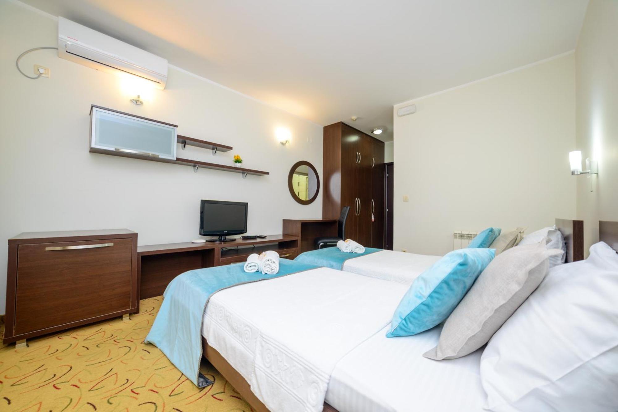 Hotel Odissey Jaz Budva Eksteriør billede