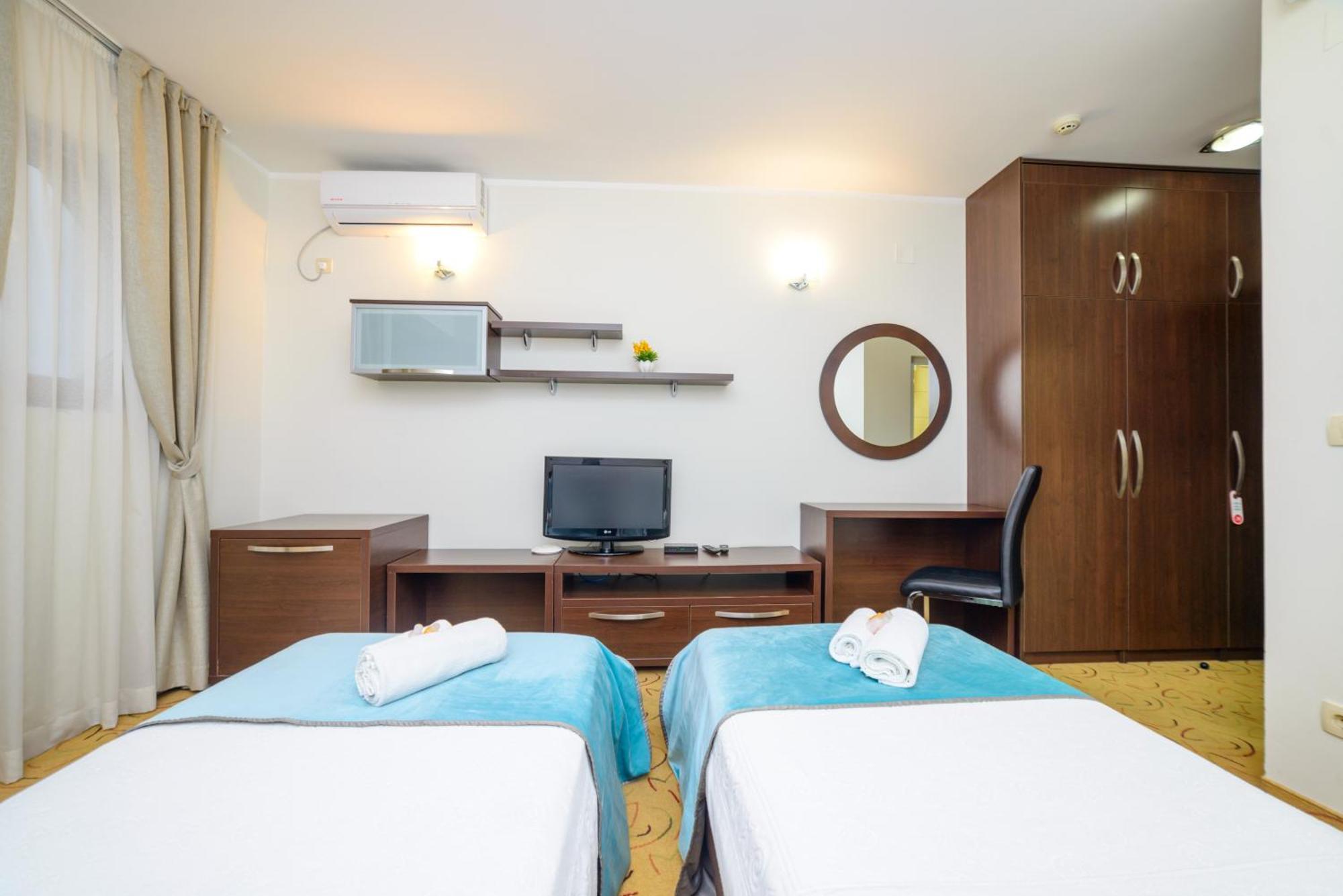 Hotel Odissey Jaz Budva Eksteriør billede