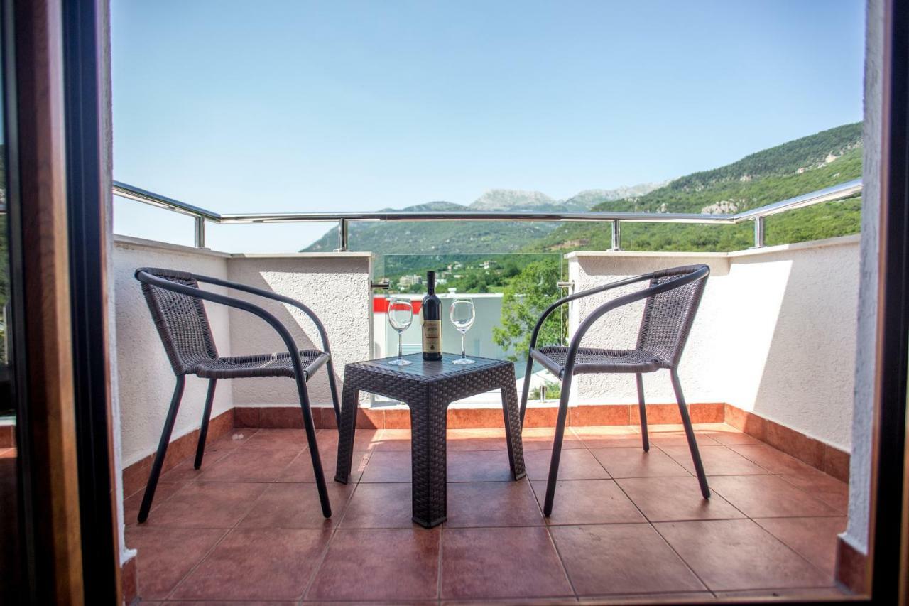 Hotel Odissey Jaz Budva Eksteriør billede